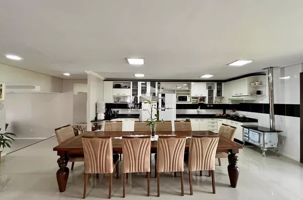 Casa para venda, 03 Quarto(s), Bairro José Bonifácio, Erechim