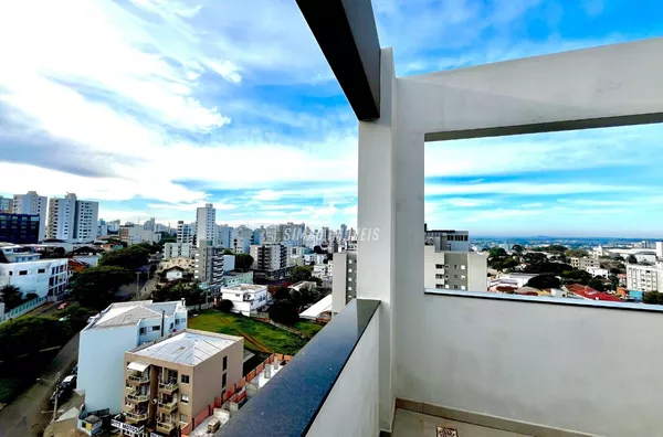 Cobertura para venda, 03 Suíte(s), Bairro Centro, Erechim
