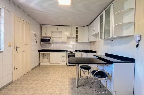 Casa para venda, 4 quarto(s), Bairro Centro, Erechim