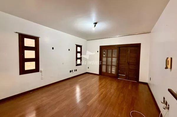 Casa para venda, 3 quarto(s), Bairro Centro, Erechim