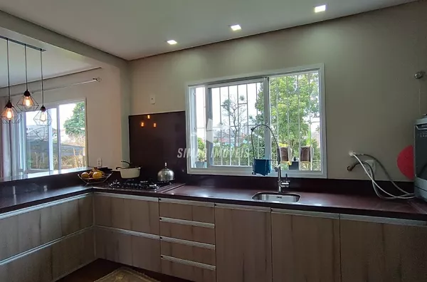 Casa para venda, 3 quartos, Bairro Parque Dos Imigrantes, Erechim