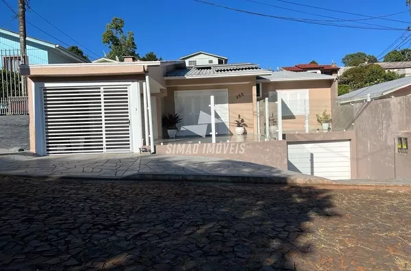 Casa para venda, 03 quarto(s) Bairro Cerâmica, Erechim