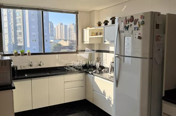 Cobertura para venda, 3 quarto(s),  Centro, Erechim