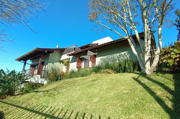 Casa com 3 quartos com suíte para venda, Bairro José Bonifácio, Erechim