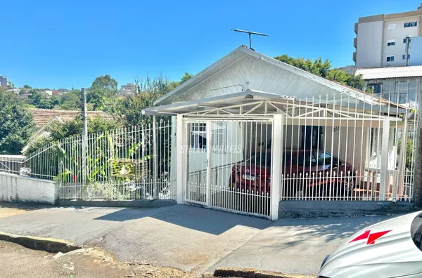Casa para venda, 03 quarto(s), Bairro Centro, Erechim