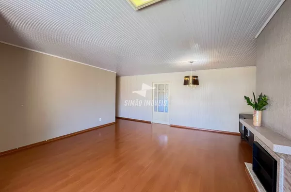 Casa para venda, 4 quarto(s), Bairro Centro, Erechim