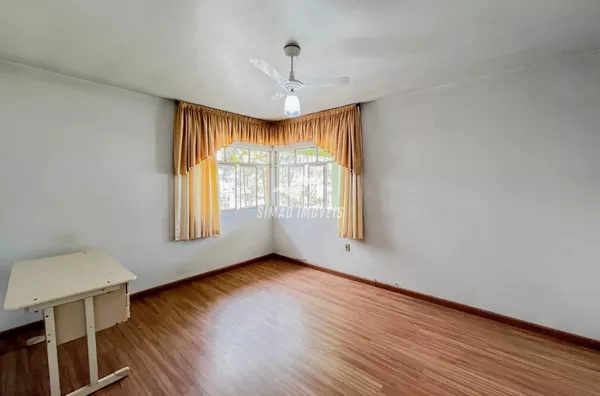 Casa com 3 quartos para venda, bairro Fátima, Erechim