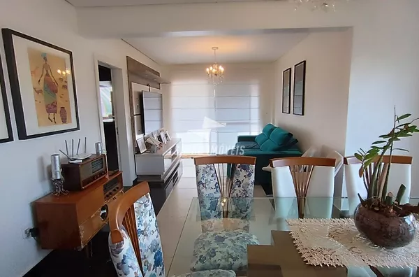 Apartamento com 4 quartos para venda, bairro Bela Vista, Erechim