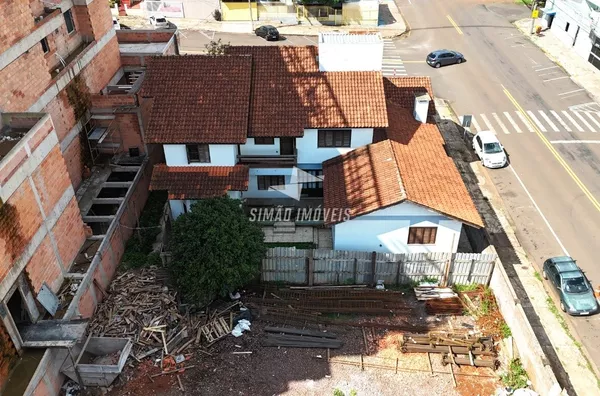 Casa para venda, 03 Dormitórios, Bairro Centro, Erechim