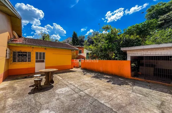 Casa com 3 quartos para venda, bairro Fátima, Erechim