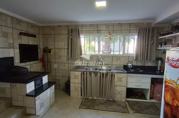 Casa 4 dormitórios para venda, bairro José Bonifácio, Erechim