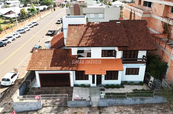 Casa para venda, 03 Dormitórios, Bairro Centro, Erechim