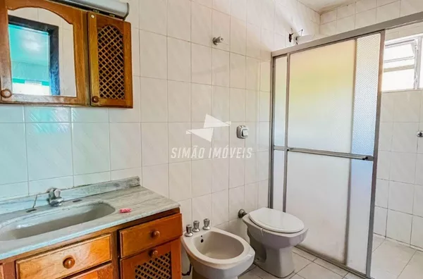 Casa com 3 quartos para venda, bairro Fátima, Erechim