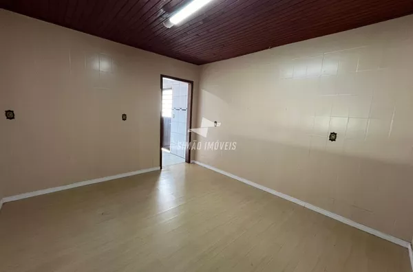 Casa para venda, 03 quartos, Bairro Centro, Erechim