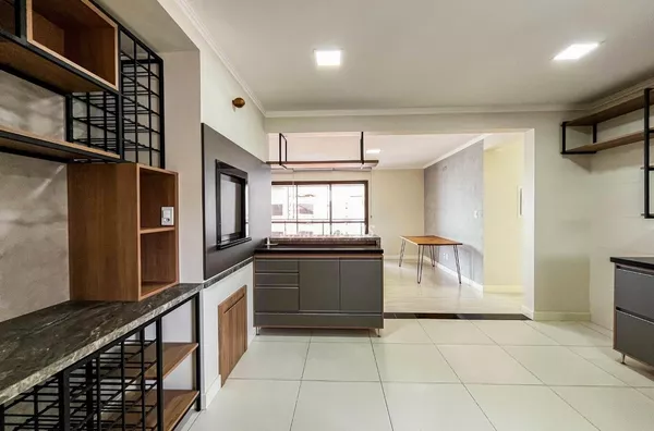 Apartamento com suíte para venda, Bairro Centro, Erechim