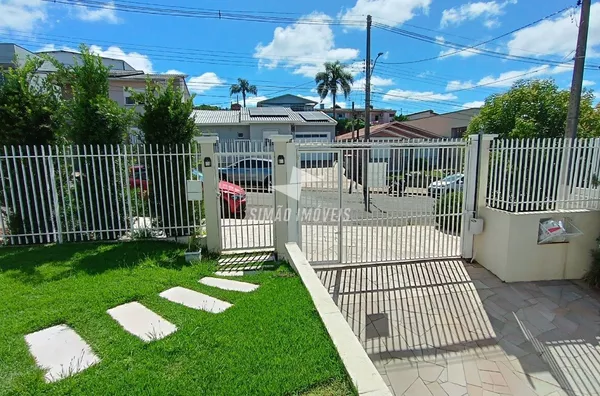 Casa 4 dormitórios para venda, bairro José Bonifácio, Erechim