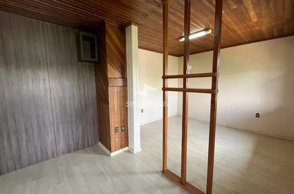 Casa para venda, 03 quartos, Bairro Centro, Erechim