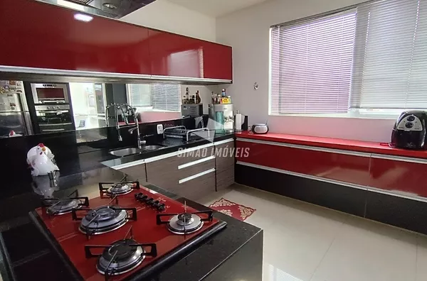 Apartamento com 4 quartos para venda, bairro Bela Vista, Erechim
