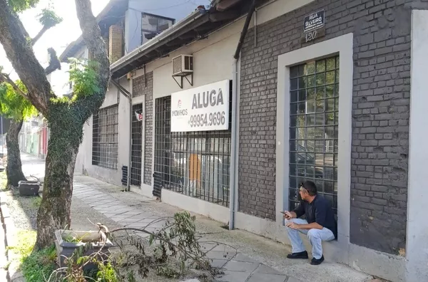 MOINHOS IMOBILIÁRIA aluga loja comercial de esquina 