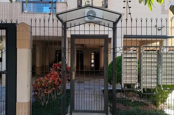 MOINHOS IMOBILIÁRIA vende 2 dor/garagem próximo PUC