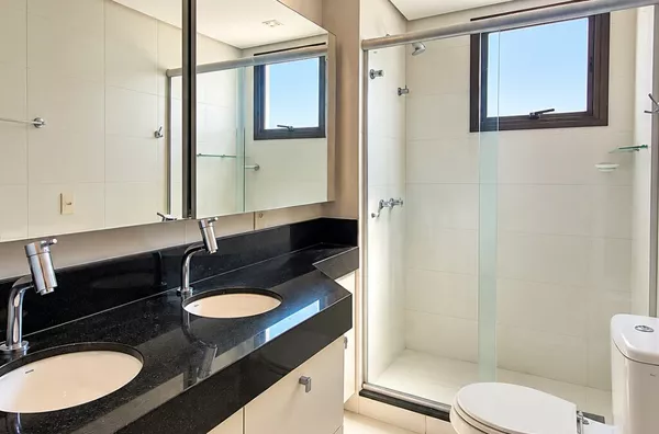 MOINHOS IMOBILIÁRIA VENDE | Apartamento de 99 m² com lareira, churrasqueira, 2 suítes e 2 vagas no Mont Serrat - Foto 14
