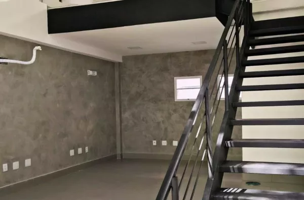 MOINHOS IMOBILIÁRIA aluga Loja comercial 42.8m² - Mont Serrat 