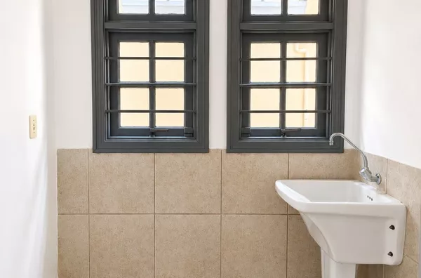 Moinhos Imobiliária Aluga Casa no Santana em Porto Alegre