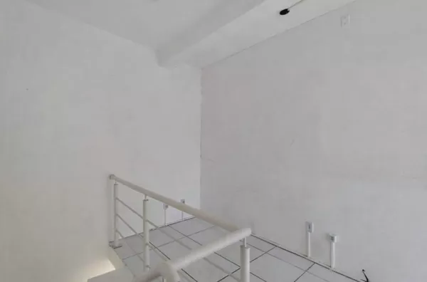 MOINHOS IMOBILIÁRIA aluga Loja comercial 30m² - Moinhos de Vento