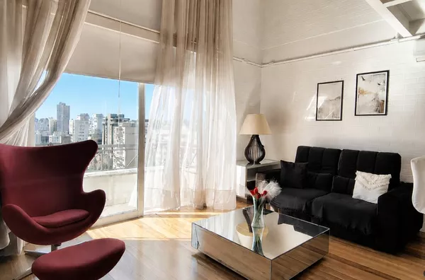 MOINHOS IMOBILIÁRIA ALUGA APTO 1 DORM., NO ED. MOINHOS LOFT, PADRE CHAGAS – POA.