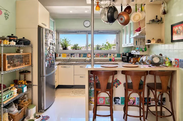 Moinhos Imobiliária Vende| Cobertura duplex 300m² 3dorm. 1suíte, 5 banheiros, 2 vagas no Petrópolis - Foto 5