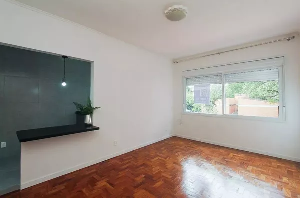 MOINHOS IMOBILIÁRIA vende ótimo JK reformado próximo Iguatemi