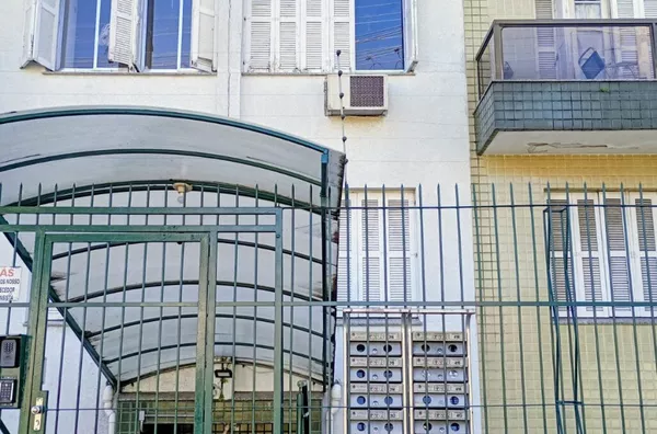 MINHA CASA MINHA VIDA  - MOINHOS IMOBILIÁRIA vende 1 dormitório próx. Shopping Praia de Belas e Orla 