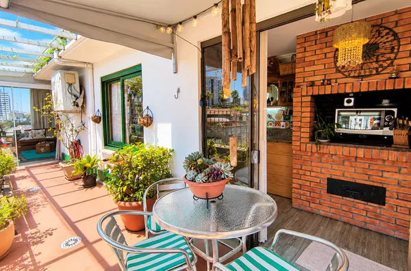 Moinhos Imobiliária Vende| Cobertura duplex 300m² 3dorm. 1suíte, 5 banheiros, 2 vagas no Petrópolis - Foto 15