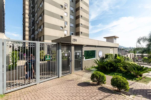 LOCAÇÃO