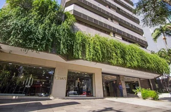 MOINHOS IMOBILIÁRIA vende no melhor prédio comercial da rua Padre Chagas
