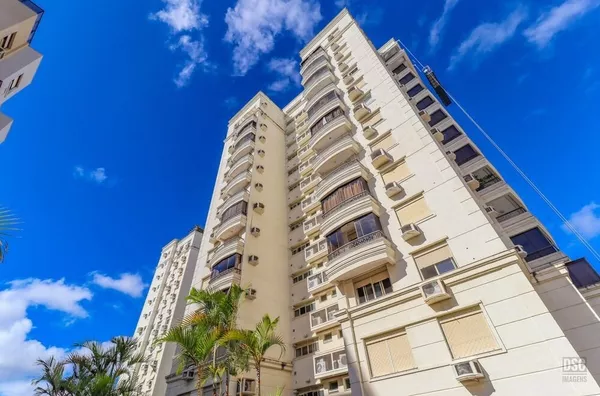 MOINHOS IMOBILIÁRIA VENDE Apartamento 133m² Menino Deus, Porto Alegre