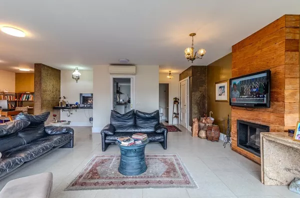 MOINHOS IMOBILIÁRIA vende excelente 3 suítes/3 vagas junto ao Leopoldina Juvenil