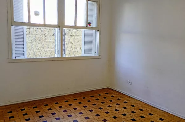 MINHA CASA MINHA VIDA  - MOINHOS IMOBILIÁRIA vende 1 dormitório próx. Shopping Praia de Belas e Orla 
