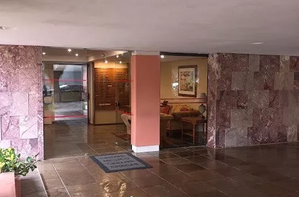 MOINHOS IMOBILIÁRIA vende sala comercial com garagem ao lado Shopping Moinhos