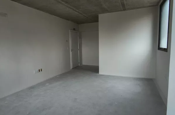 MOINHOS IMOBILIÁRIA aluga salas de 20m² a 32m² na Av. Getúlio Vargas