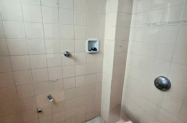 Moinhos Imobiliária Vende | APTO 2 DORM, SACADA NO FLORESTA 