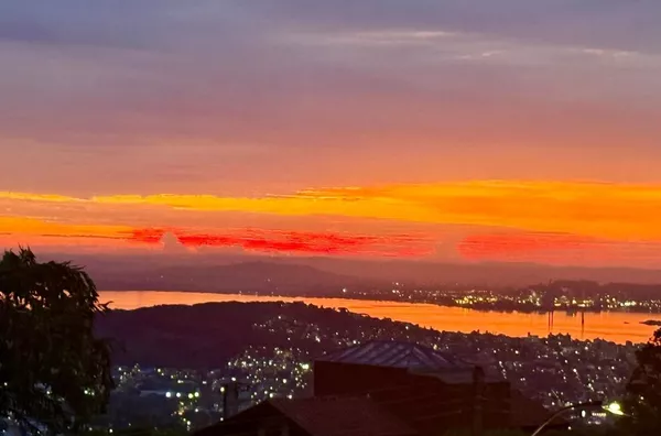 MOINHOS IMOBILIÁRIA vende casa 5 dormitórios/3 vagas com vista Guaíba - Foto 3