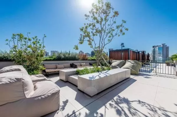 MOINHOS IMOBILIÁRIA aluga Flat Skyline próximo Parcão