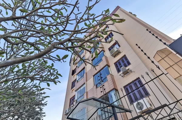 MOINHOS IMOBILIÁRIA vende 2 dor/garagem próximo PUC