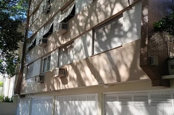 MOINHOS IMOBILIÁRIA vende amplo 1 dormitório com 63m2 de área privativa