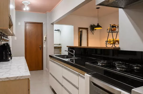 MOINHOS IMOBILIÁRIA  vende | Apartamento 84m² privativos Rio Branco