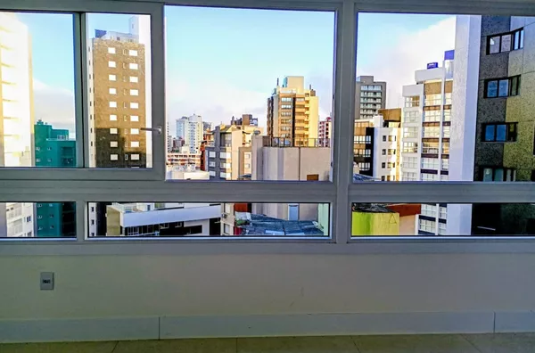 Vista ampla