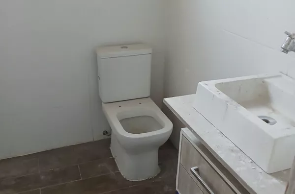 Casa para aluguel e venda,  Auxiliadora