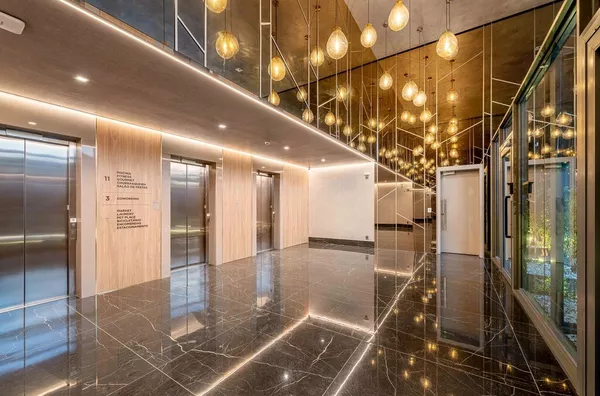 MOINHOS IMOBILIÁRIA aluga Flat Skyline próximo Parcão