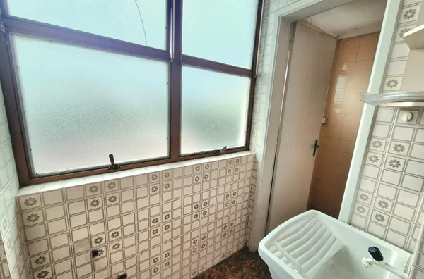 Moinhos Imobiliária Vende | APTO 2 DORM, SACADA NO FLORESTA 